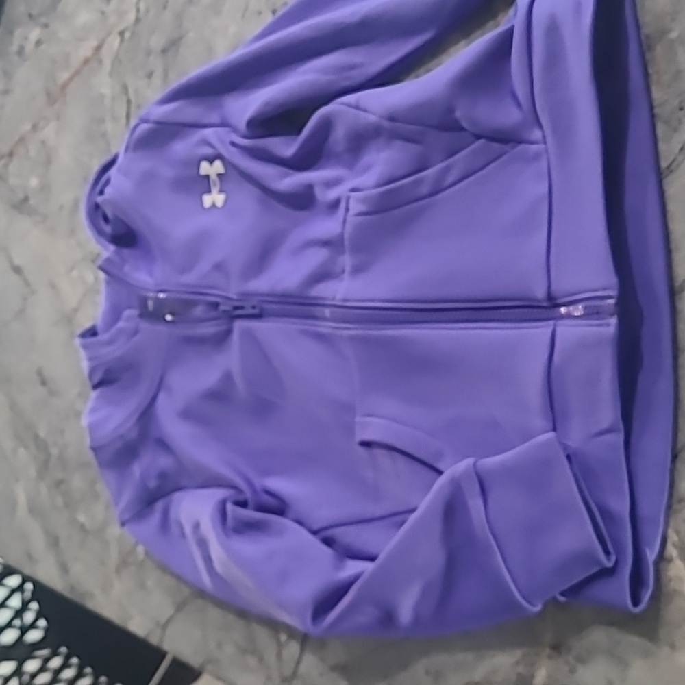 UA full zip hoodie